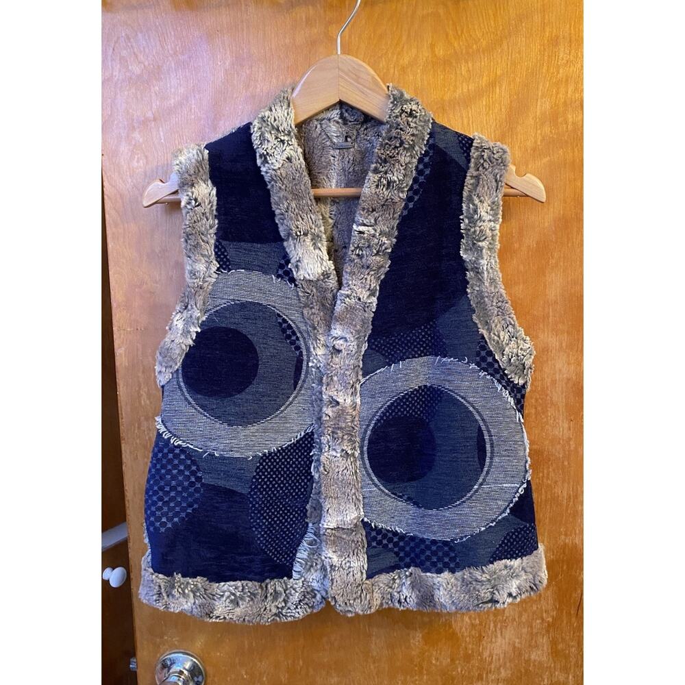 Vintage Y2K Custo Barcelona Tapestry Faux Fur Reversible Vest Boho Euro Sz 2 Mod
